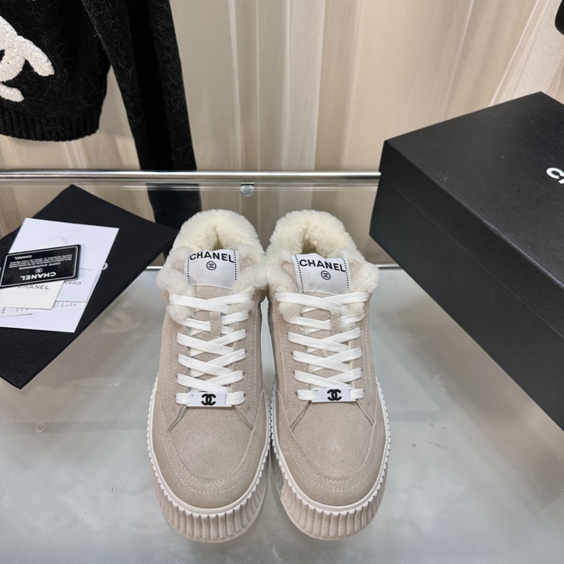 Ch**el sport shoes